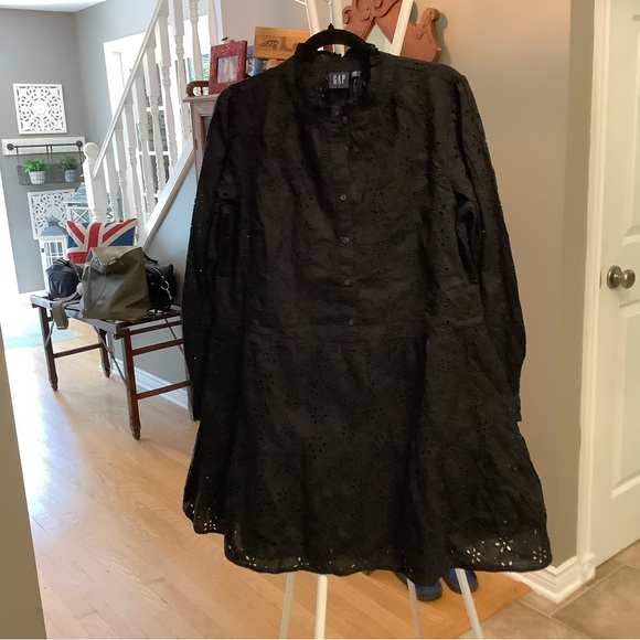 GAP Dresses & Skirts - GAP Black Mini Eyelet Long Sleeved  Dress, NWOT